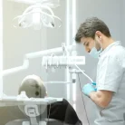 Центр стоматологии и имплантологии YourMed на Молодёжной улице Фотография 6